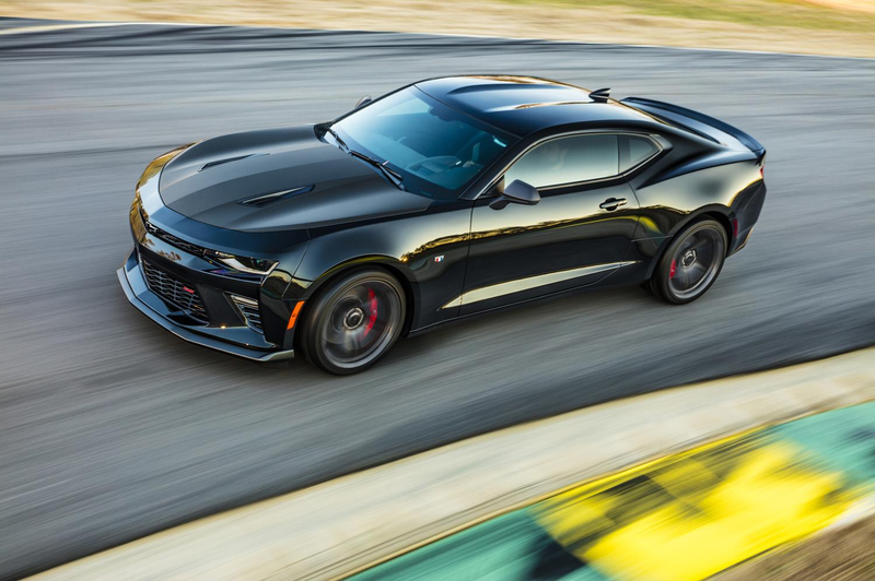 Illustration for article titled The Camaro 1LE Performance Pack Will Be The Best V6 Muscle Car You Can Buy